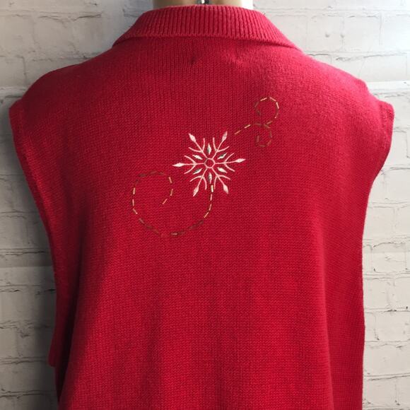 Southern‎ Lady II Red Winter Snowflake Sweater Vest Women's Size 1X - Picture 8 of 10
